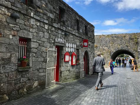 Spanish Arch in Galway, the history with directions map and photos