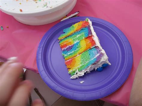 From the Kitchen of Happy Life: Rainbow Cake