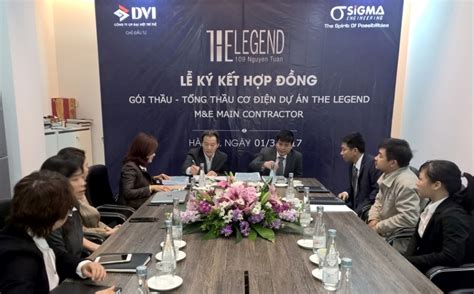 Contract signing ceremony with Sigma Electromechanical general contractor