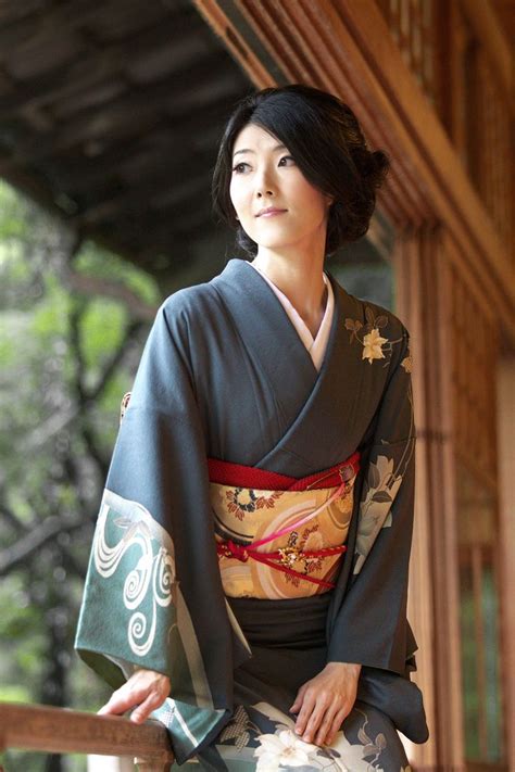 The Kimono Gallery: Photo | Japanese traditional dress, Japanese women ...