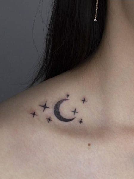 20 Dreamy Moon Tattoo Designs & Meaning - The Trend Spotter