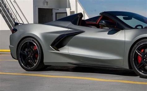 New Image Of 2022 Corvette Stingray In Hypersonic Gray