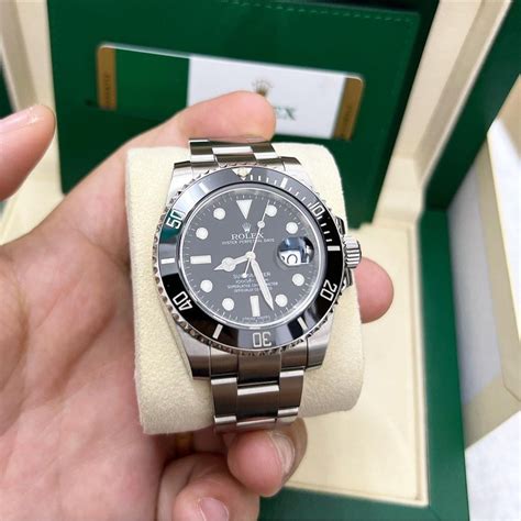 Rolex Submariner Ceramic Bezel Black Dial 40MM (116610LN), Luxury, Watches on Carousell