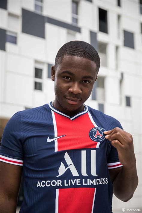 Nike PSG 20-21 Home Kit Released - Footy Headlines