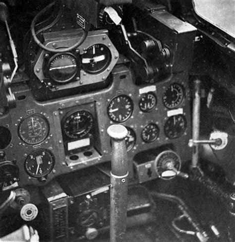 A6M Zero Reisen cockpit V 172 | World War Photos