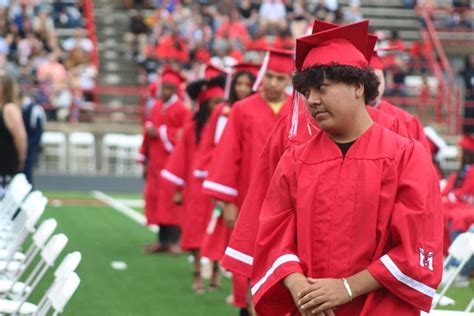 'You Persevered': Fifty four students at Marshall Early Graduation ...