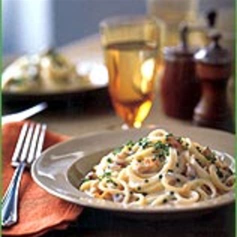 Pasta with creamy gorgonzola sauce