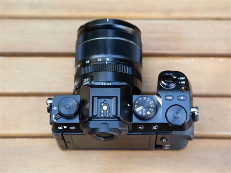 Fujifilm X-S10 full review: An image-stabilized camera for (almost) everyone: Digital ...