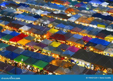 Ratchada Rot Fai Night Market Stock Image - Image of illuminated, dusk ...