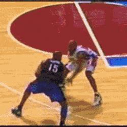 Vince Carter Dunking From The Middle GIF | GIFDB.com