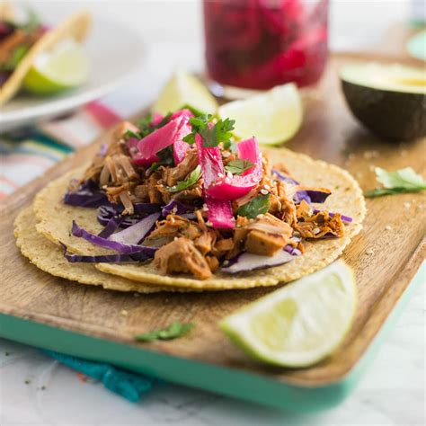 Jackfruit Pulled Pork Tacos - Mindful Avocado