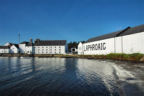 Laphroaig Distillery in October 2009, Isle of Islay | Islay Pictures Photoblog