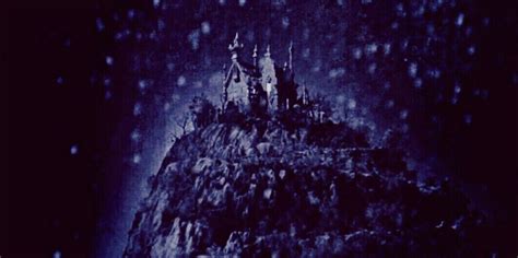 Castle on the hill.. | Edward scissorhands, Castle on the hill, Iphone ...