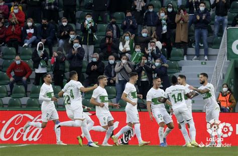 Elche CF win relegation battle against Cadiz CF | LALIGA