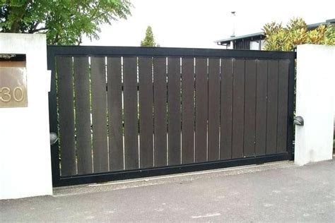 10 Simple and Best Sliding Gate Designs For Homes | Wooden gate designs, Fence design, Gate design