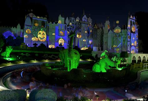 Get Spooked in Anaheim this Fall - Anaheim Majestic Garden Hotel