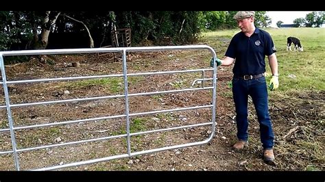 Farmer Know-How: Hanging a gate - YouTube