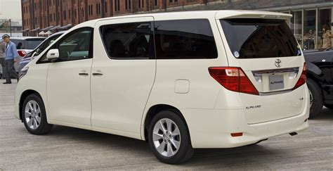 Toyota Alphard Hybrid 2015: Review, Amazing Pictures and Images – Look at the car