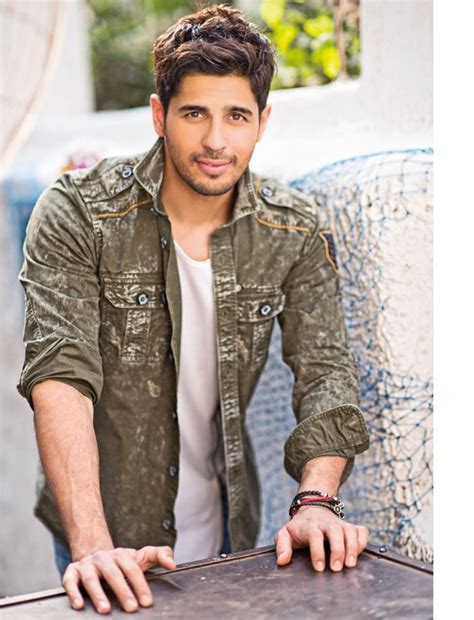 243 best Siddharth Malhotra images on Pinterest | Bollywood actors ...