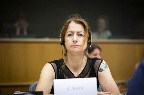 Clare Daly: "EU playing a dangerous game in Ukraine" | ALAI