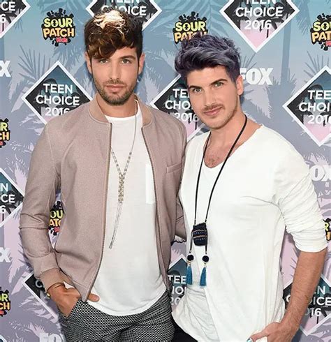 Openly Gay Daniel Preda, Boyfriend Joey Graceffa Redefine Goals!