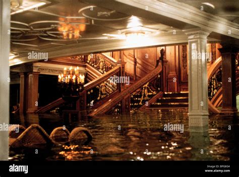 SINKING SCENE TITANIC (1997 Stock Photo, Royalty Free Image: 31090756 - Alamy