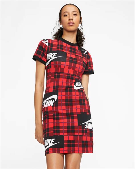 Nike Sportswear Women's Dress. Nike.com (With images) | Nike sportswear ...