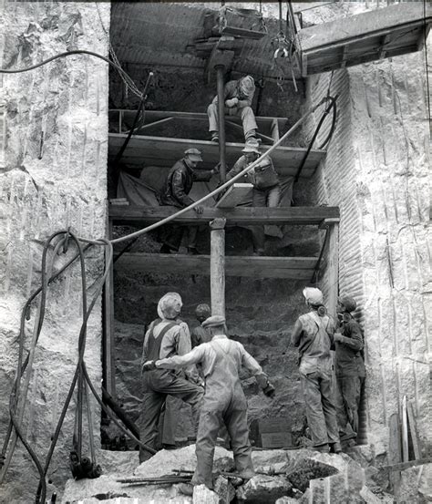 Hall of Records - Mount Rushmore National Memorial (U.S. National Park ...