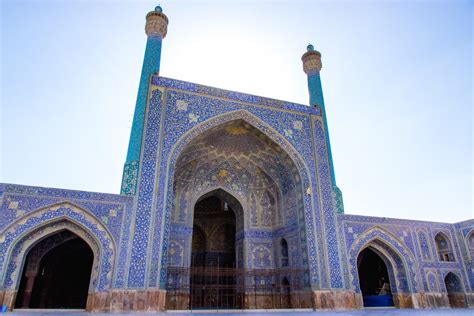 The Shah Mosque in Isfahan - Iran's Most Beautiful Mosque | Omnivagant