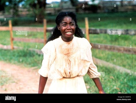 THE COLOR PURPLE, Akosua Busia, 1985 Stock Photo - Alamy