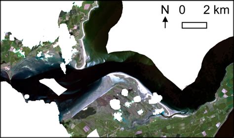 Example output from the coastal buffer zone definition, showing a 4 km ...