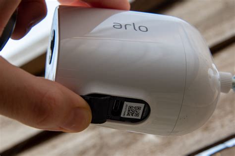 Arlo Essential Spotlight Review | Trusted Reviews