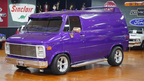 1985 CHEVROLET G-SERIES VAN G10 - YouTube