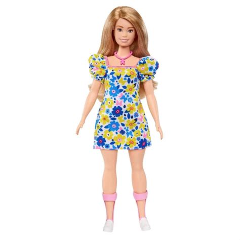 Barbie will launch the first doll with Down syndrome and is applauded in networks - World Stock ...