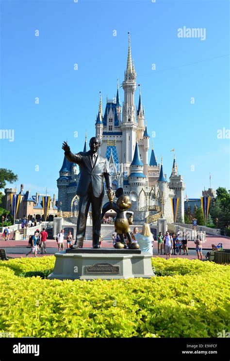 Cinderella castle hi-res stock photography and images - Alamy