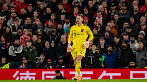 Tom Heaton maintains focus after cup victory | Manchester United