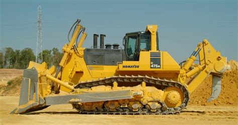 KOMATSU D475-3 BULLDOZER OPERATION & MAINTENANCE MANUAL (S/N: 10601 and up) - Tradebit