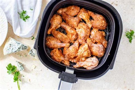 Keto Buffalo Wings - Low Carb - 1 net carb - Kicking Carbs