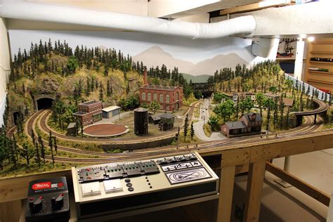 Ho Model RR Layouts | TY'S MODEL RAILROAD: Layout Scenery Part IV - Bringing It Together