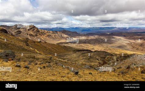 Tongariro Northern Circuit Stock Photo - Alamy