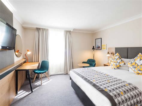 Hotels Near Farnborough: Holiday Inn Farnborough