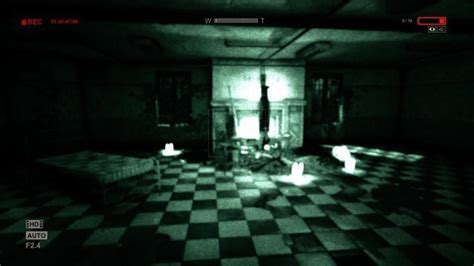 Outlast Review: A relentless survival horror experience | Outlast