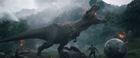 Jurassic World Fallen Kingdom GIFs - Get the best GIF on GIPHY