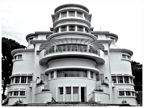 Gedung Bumi Siliwangi UPI (Villa Isola) - Bandung