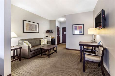 Comfort Inn & Suites Airport Oklahoma City, OK - See Discounts