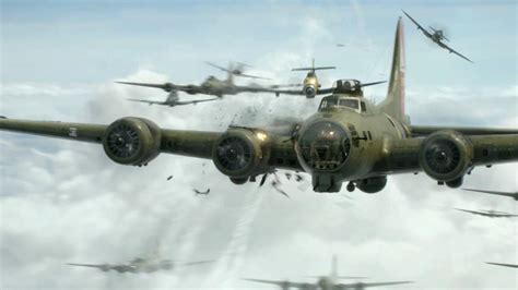 See what it was like from the Tail Gunner's Position in a WW2 Bomber ...