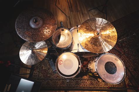 How to Set Up a Drum Set: A Guide For Beginning Drummers