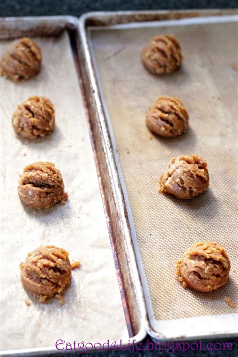 Gluten free peanut butter cookies - Eat Good 4 Life