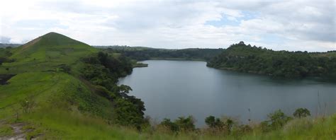 Crater Lakes (Fort Portal) in Uganda. Useful information for ...