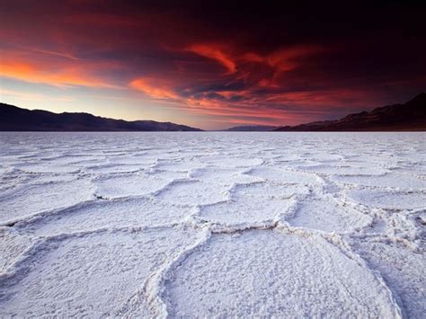 Badwater Basin salt flats Death Valley - Photorator